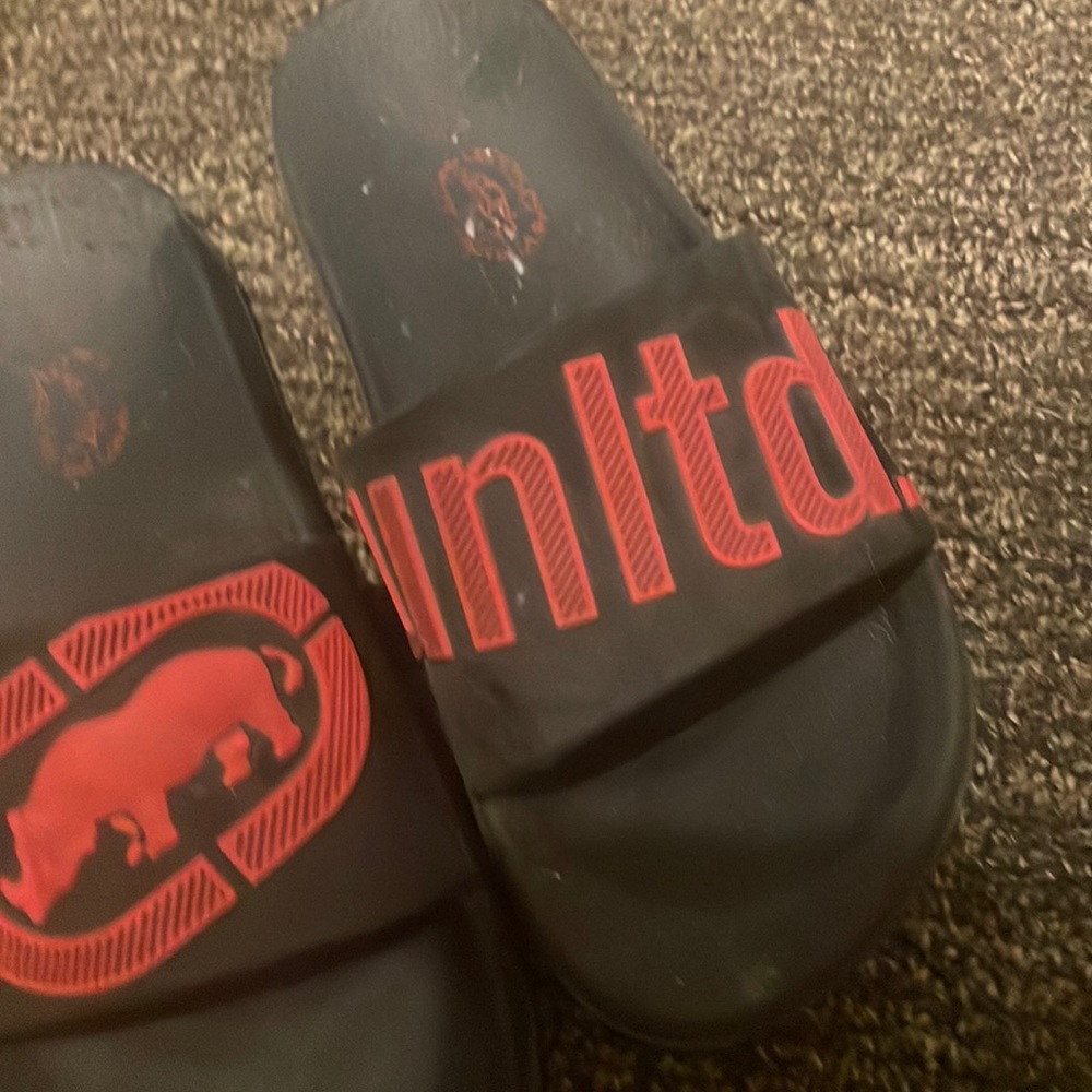 They are really good they’re size 2 made in China